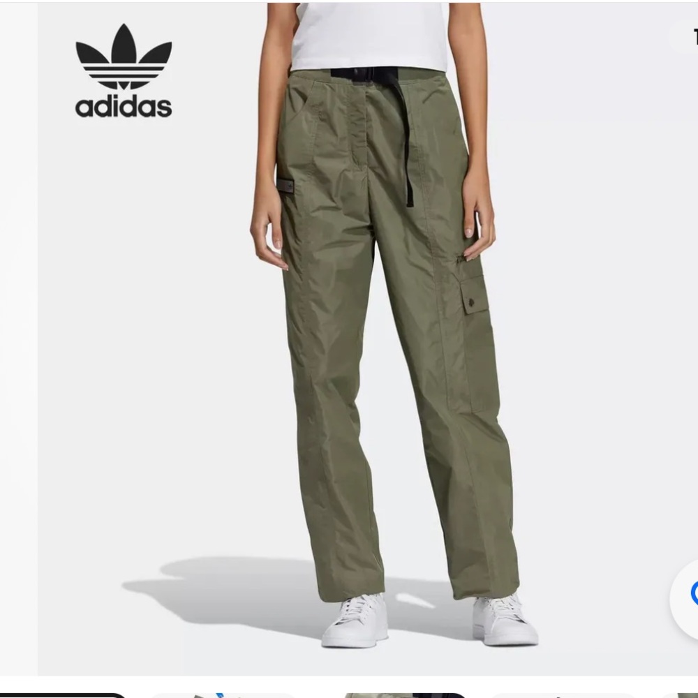 Adidas olive green holographic logo cargo pants, XS